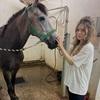 Elina: Caring pet sitter who treats your animal like a family